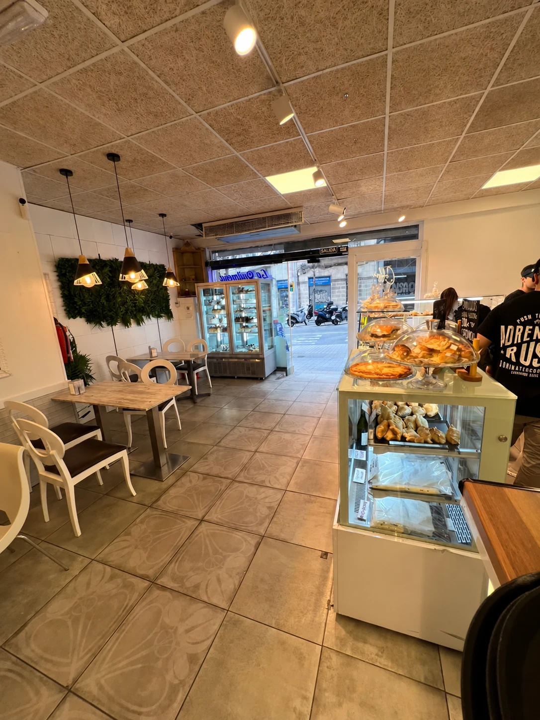 Lokal użytkowy do przejęcia przy Mallorca, Barcelona · Zdjęcie 2